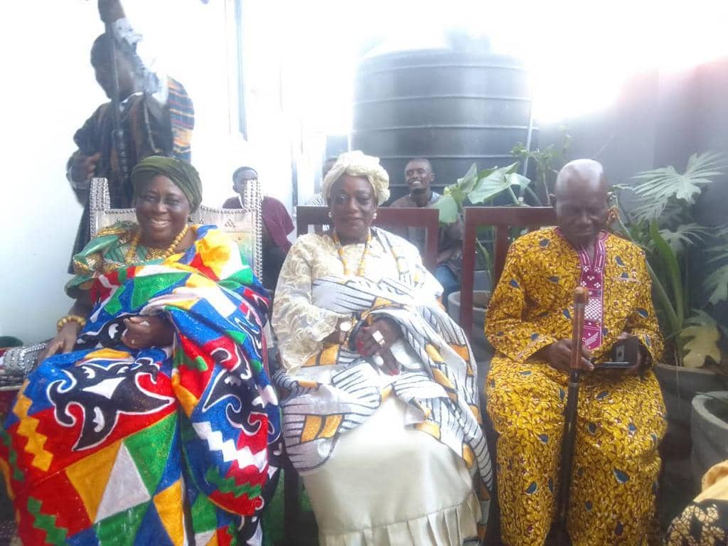 Nana Adwoa Asantewaa I and Okuapemhemea Nana Efua Nketia III Donate to Widows and Widowers